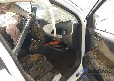 2016 Jeep Compass Sport from USA, damaged, VIN 1C4NJDBB7GD722724